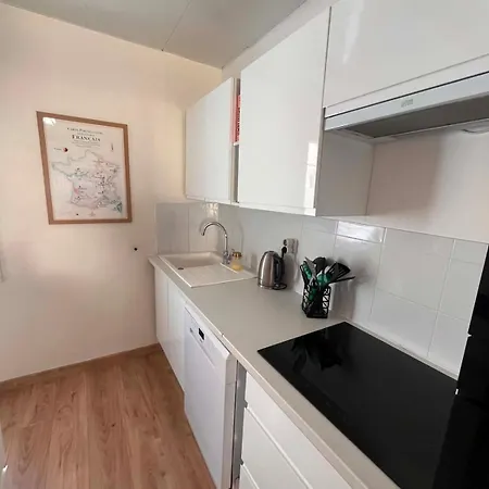 Appartamento Air-conditioned With Terrace Montagnac (Herault)
